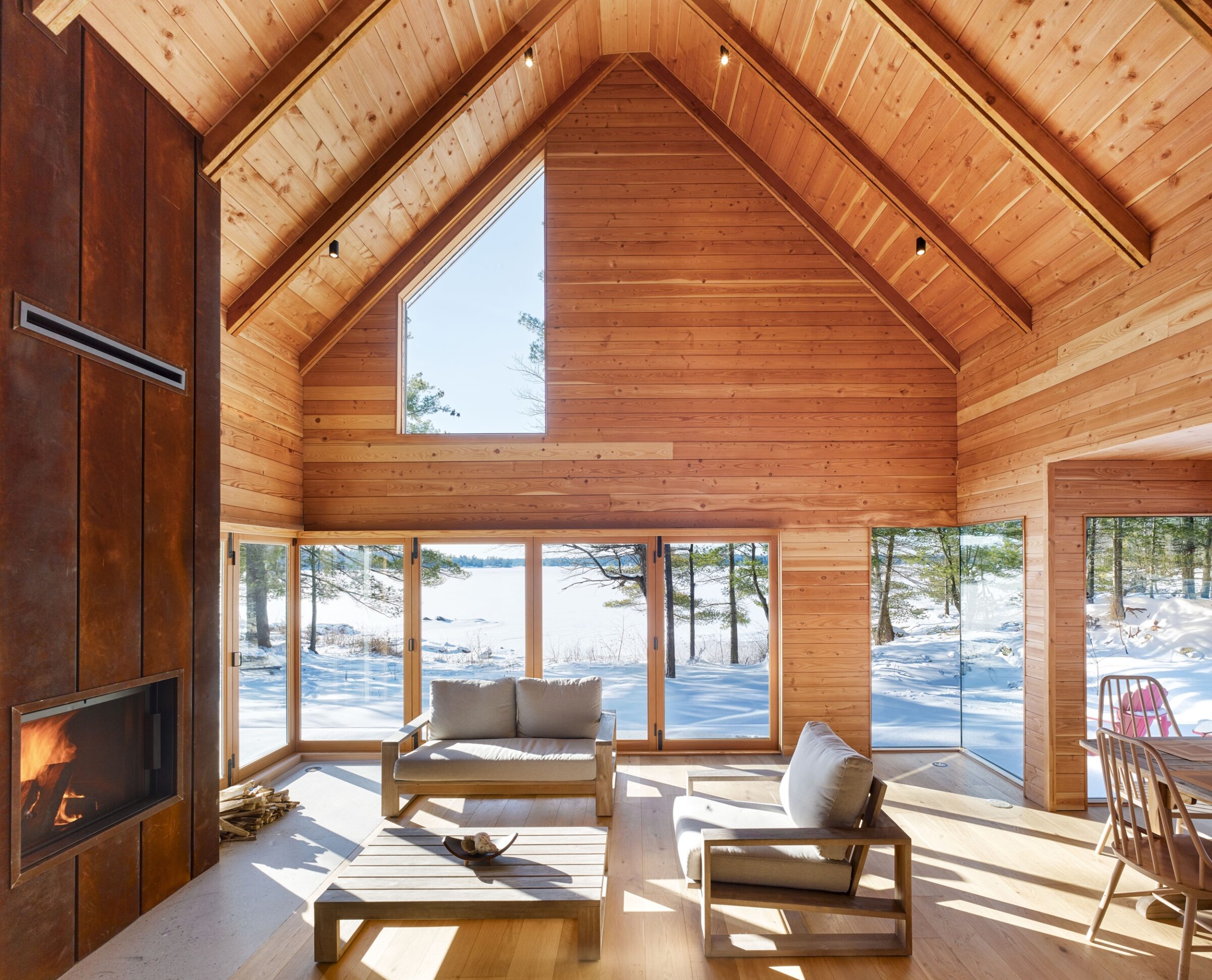 6 Mile Lake Cottage — project image 11